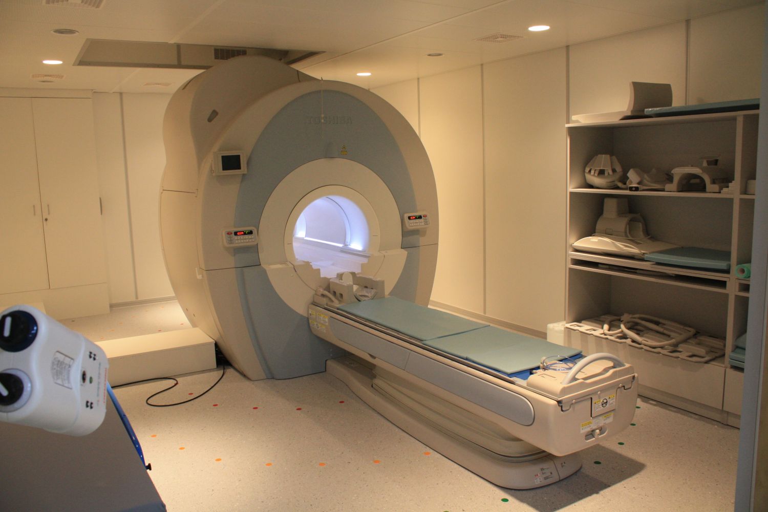 galeria-pracownia-rezonansu-magnetycznego-szpital-specjalistyczny
